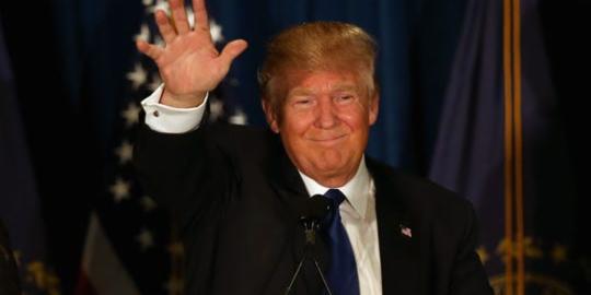 Donald Trump legal immigration, green cards